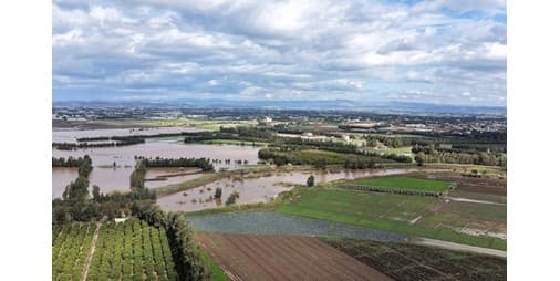 مزارعو لبنان بين نعمة الأمطار ومحنة الصقيع والعواصف
